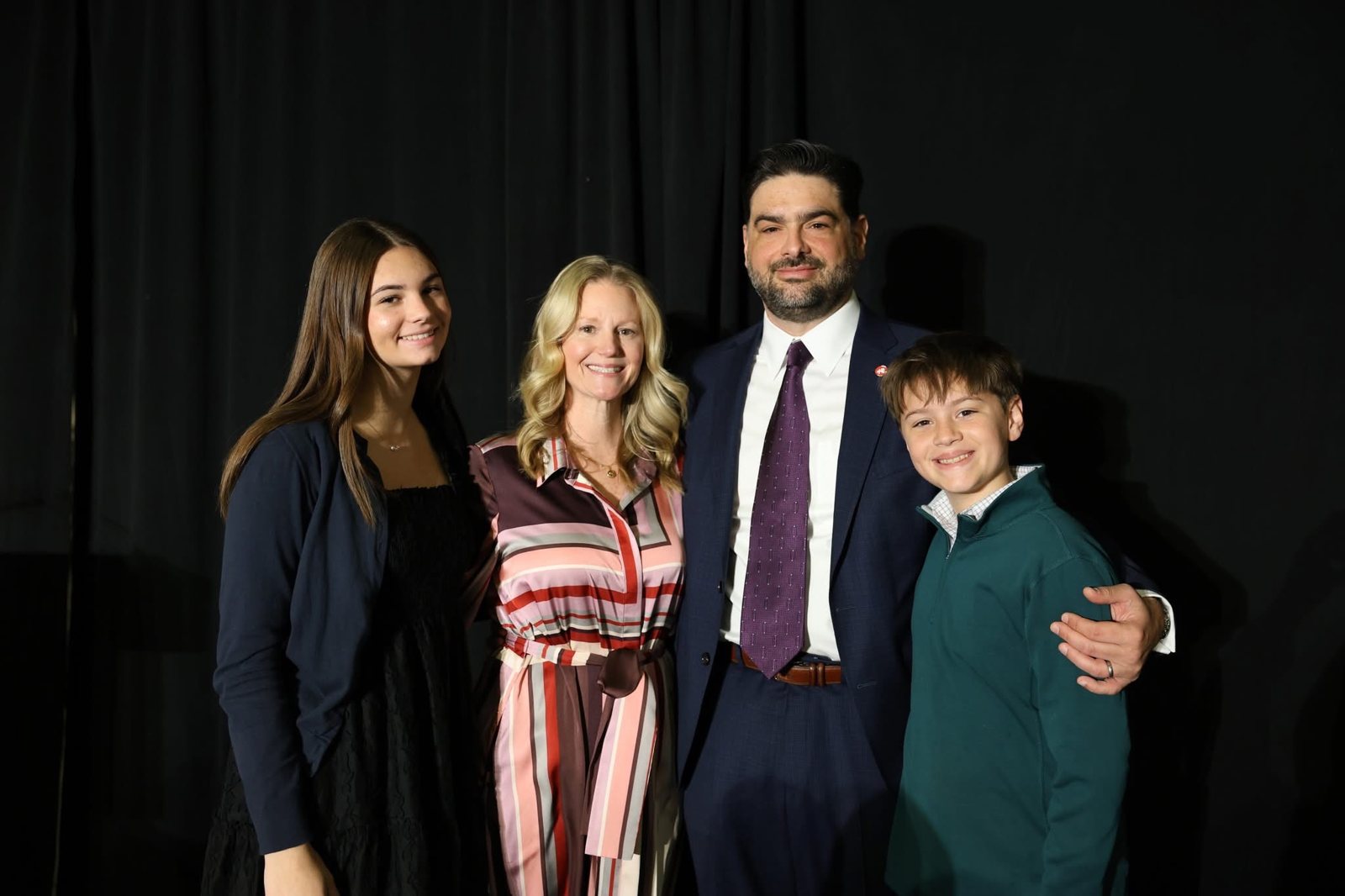 Eddie Gonzalez Loumiet with his family